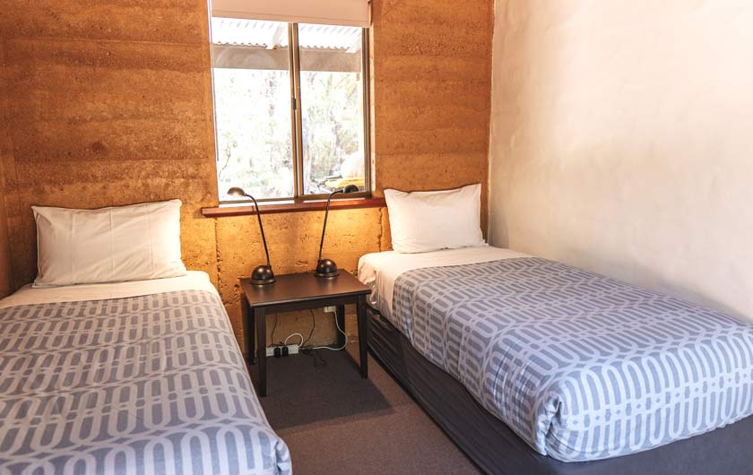 2nd bedroom (Small Family Cottage)